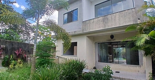 A VENDA - INVESTIMENTO Casa em Condomínio